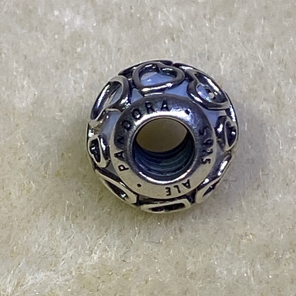 Authentic Pandora Love Cerise Crystal White 792036 - Picture 7 of 11
